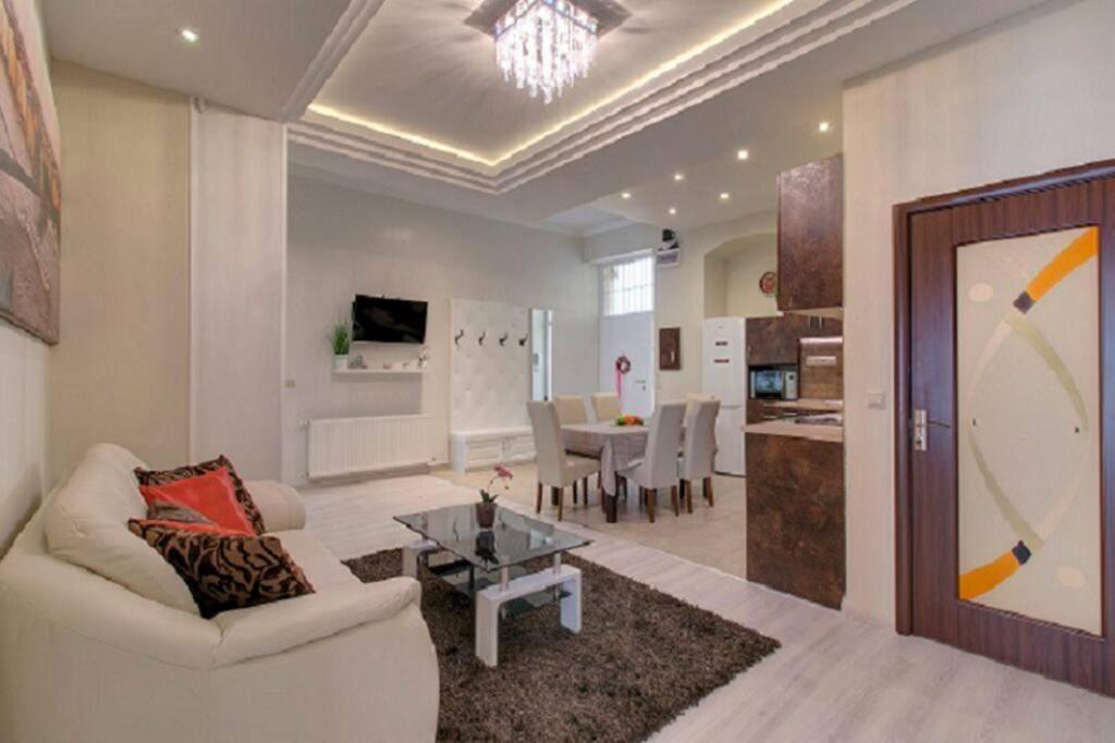 Super Central Apartment Budapest Exterior foto