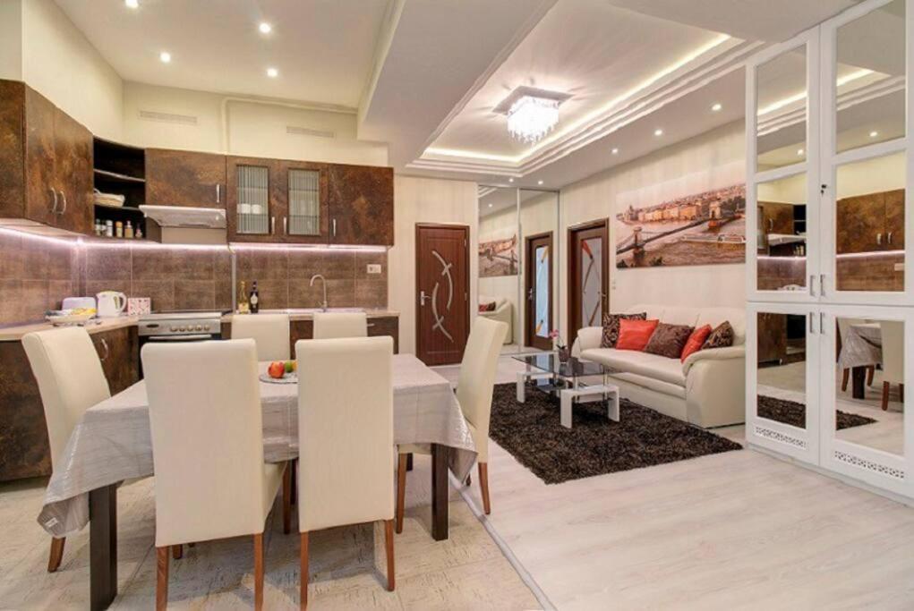Super Central Apartment Budapest Exterior foto